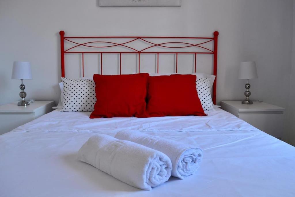 Apartamento La casa roja: luminoso ático con vistas Sevilla Exterior foto